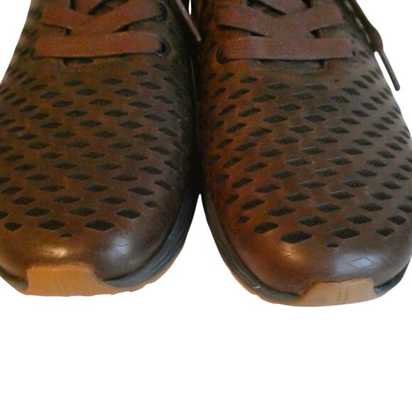 NOBULL Perforated Gum Sole Coffee Leather Runner Men 9.5 US / 43 EU main image 3